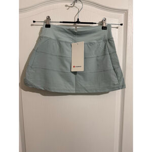 Women's Lululemon Light Blue Mini Skirt Size 2